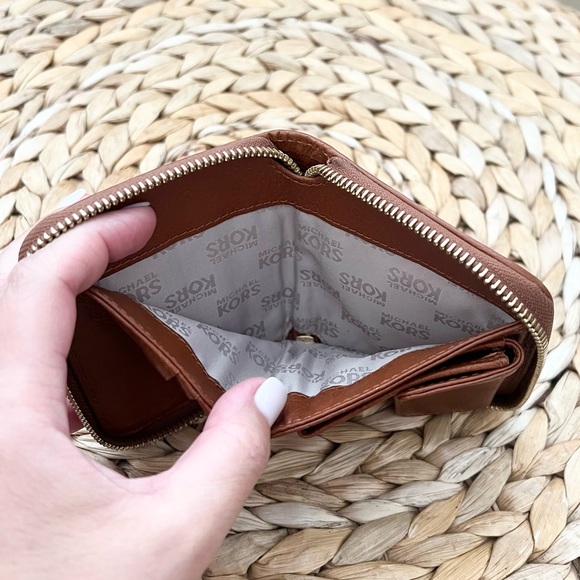 Michael Kors canvas monogram with genuine leather trim zip-around card wallet - Picture 7 of 9